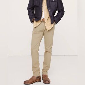 Banana Republic Chino Slim Fit Traveler Pant Khaki Tan 32x32